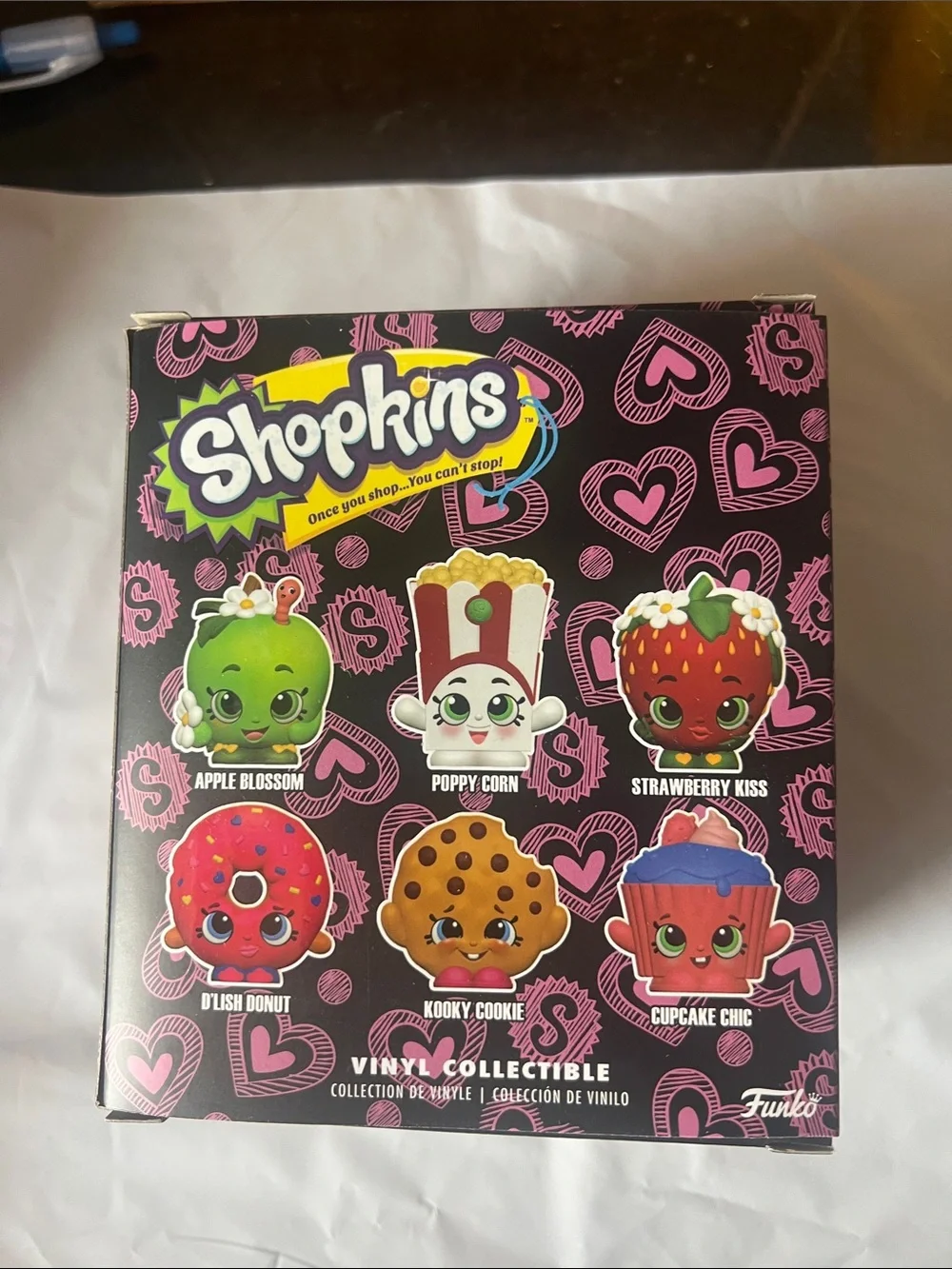 Shopkins Kooky Cookie Vinyl Figure - Yellow with Brown Chips New